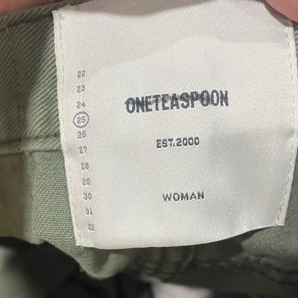 *** not for sale***New One Teaspoon Bandits super Khak shorts size 25 solid de - Picture 5 of 9